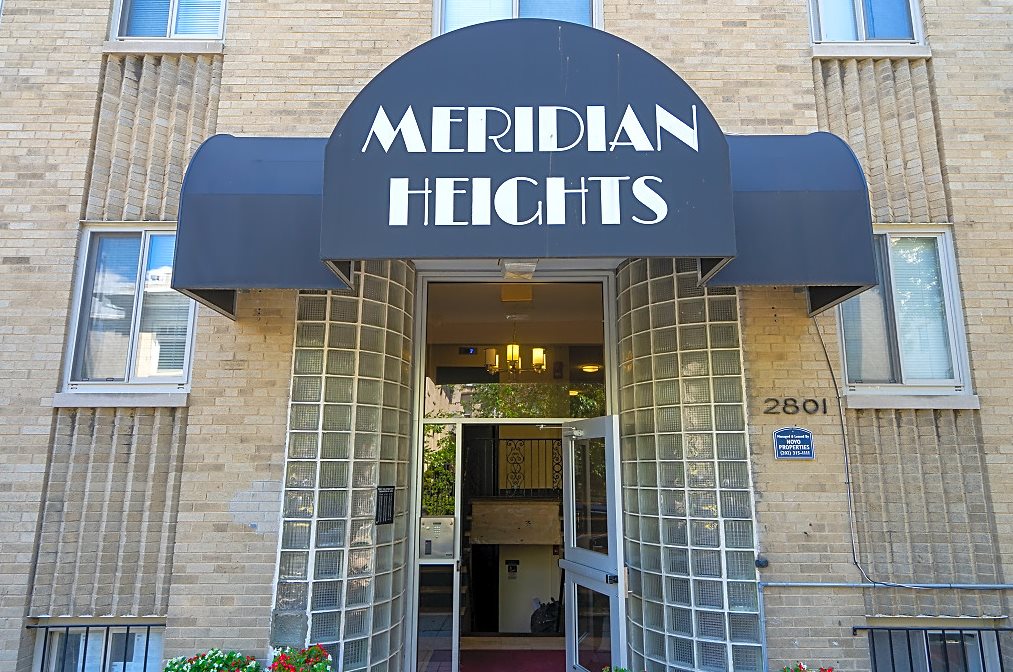 Meridian Heights Entry
